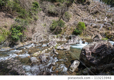 The clear waters of Kurama River, north of Kyoto The clear waters of Kurama River, north of Kyoto 113213948