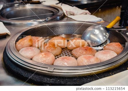 Taiwan Jiufen Specialty Food Tour 113215654