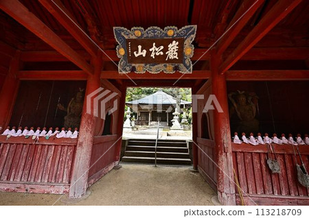 如願寺的仁王雕像 如願寺的仁王雕像 113218709