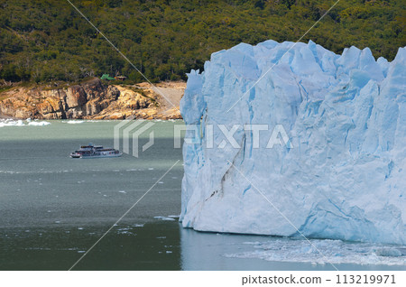 Perito Moreno Glacier, Los Glaciares National Park, Santa Cruz Province, Patagonia Argentina. Perito Moreno Glacier, Los Glaciares National Park, Santa Cruz Province, Patagonia Argentina. 113219971
