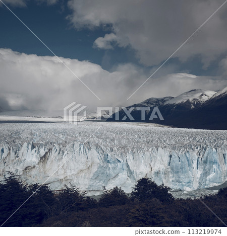 Perito Moreno Glacier, Los Glaciares National Park, Santa Cruz Province, Patagonia Argentina. Perito Moreno Glacier, Los Glaciares National Park, Santa Cruz Province, Patagonia Argentina. 113219974