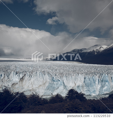 Perito Moreno Glacier, Los Glaciares National Park, Santa Cruz Province, Patagonia Argentina. Perito Moreno Glacier, Los Glaciares National Park, Santa Cruz Province, Patagonia Argentina. 113220510