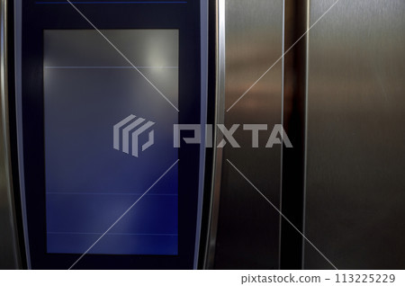 Empty display of electric stove Empty display of electric stove 113225229