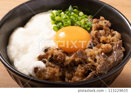 牛肉，碎蛋，顏射烏龍麵 113229635