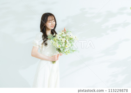 一束的女人 113229878