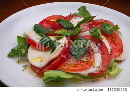 Tomato, Mozzarella, Basil, Caprese Tomato, Mozzarella, Basil, Caprese 113230258