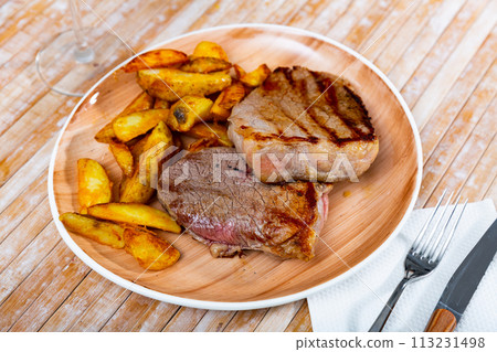 Beef with potato 113231498