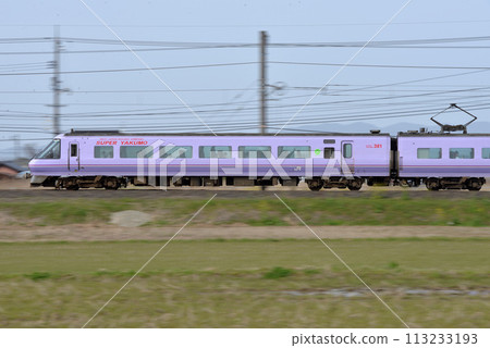 山陰本線運行的L特急八雲20號 山陰本線運行的L特急八雲20號 113233193