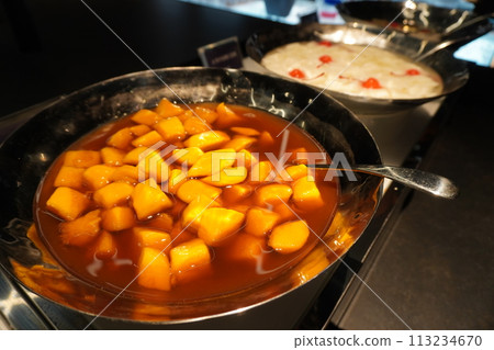 "Buffet Fruit" 113234670