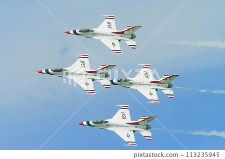 U.S. Air Force aerobatic team "Thunderbirds" diamond formation circling U.S. Air Force aerobatic team "Thunderbirds" diamond formation circling 113235945