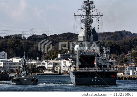 護衛艦飛鳥號(試驗艦)返回神奈川縣海上自衛隊橫須賀基地 護衛艦飛鳥號(試驗艦)返回神奈川縣海上自衛隊橫須賀基地 113236065