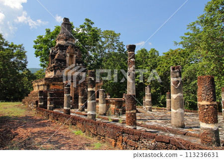 泰國北部古都素可泰府世界文化遺產素可泰歷史公園內的Wat Khao Prabhat Noi 佛塔 泰國北部古都素可泰府世界文化遺產素可泰歷史公園內的Wat Khao Prabhat Noi 佛塔 113236631