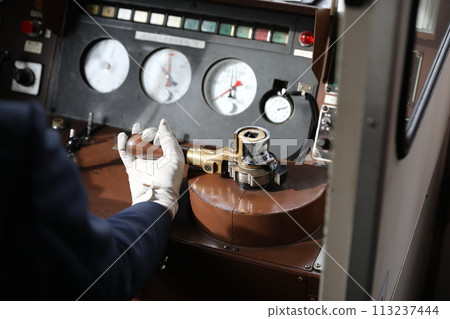 列車駕駛 列車駕駛 113237444