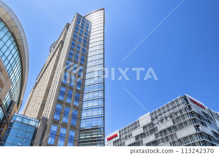 Kawasaki City's urban landscape: Scenery of the west exit of JR Kawasaki Station under a clear blue sky [Kanagawa Prefecture] 113242370
