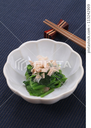 菠菜 113242909