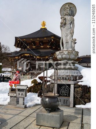 Child-rearing Kannon and Mizuko Jizo of the ruler Nyorai Saihoji Temple 113248085