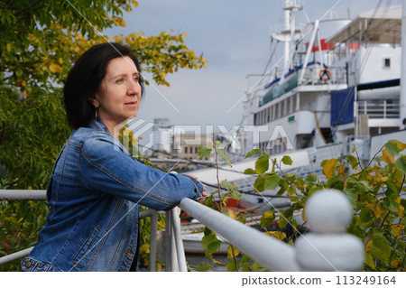 beautiful senior woman beautiful senior woman 113249164