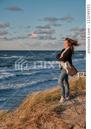 woman at sea woman at sea 113249355