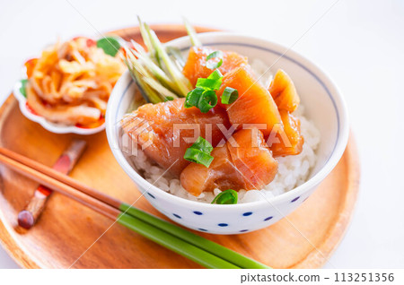 Pickled tuna bowl with cubes Pickled tuna bowl with cubes 113251356