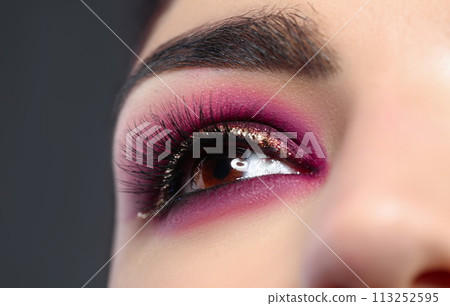 Maquillage for evening event Maquillage for evening event 113252595