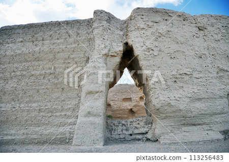 Silk Road China Gansu Province Hexi Corridor Yumen Pass Ruins Silk Road China Gansu Province Hexi Corridor Yumen Pass Ruins 113256483