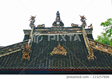 Roof of the Erwang Temple, Dujiangyan, Sichuan Province, China Roof of the Erwang Temple, Dujiangyan, Sichuan Province, China 113257606
