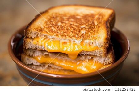 Melty Grilled Cheese Sandwich 113258425