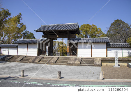 Daianji Temple South Gate 113260204