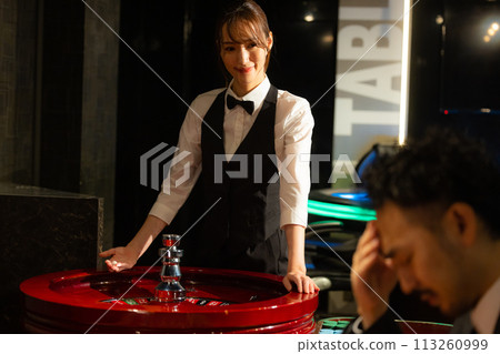 Man loses at roulette casino 113260999