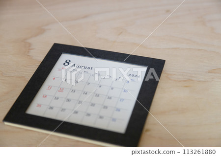 2020 年 8 月桌曆 2020 年 8 月桌曆 113261880