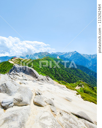 夏季攀登燕山（從燕山頂眺望燕山、矢裡岳） 113262464