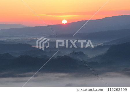 魚野飛行區的清晨陽光 魚野飛行區的清晨陽光 113262599