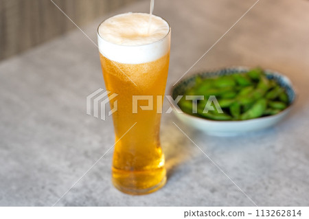 [晚餐飲料]啤酒和毛豆[小吃] 113262814