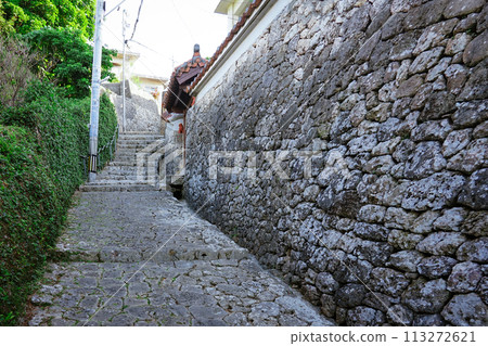 志摩海別墅金鎮鵝卵石路（沖繩縣那霸市） 113272621