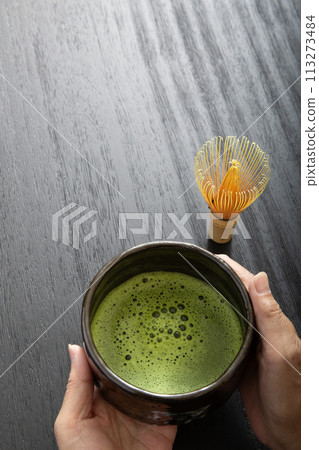 Hands with Matcha 113273484