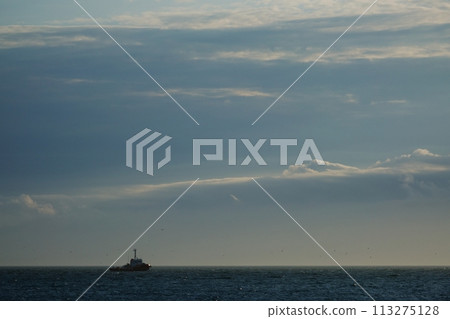 Fantastic evening sky and sea, early summer, telephoto, 230723pm 113275128