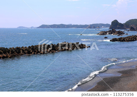 大崎燈塔、大崎燈塔、三重縣大王町、山萬山公園、伊勢灣、太平洋、縣立名切漁港、名切久喜城跡 113275356