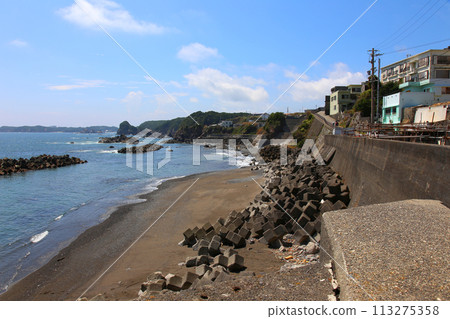 大崎燈塔、大崎燈塔、三重縣大王町、山萬山公園、伊勢灣、太平洋、縣立名切漁港、名切久喜城跡 113275358