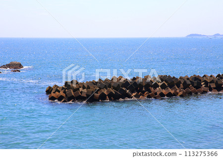 大崎燈塔、大崎燈塔、三重縣大王町、山萬山公園、伊勢灣、太平洋、縣立名切漁港、名切久喜城跡 113275366