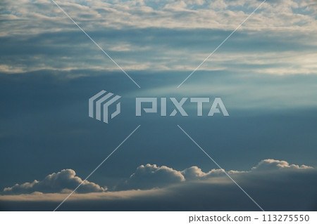 Evening sky and fantastic clouds, early summer, telephoto, sky only, 230723pm 113275550