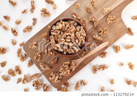 More walnuts 113279214