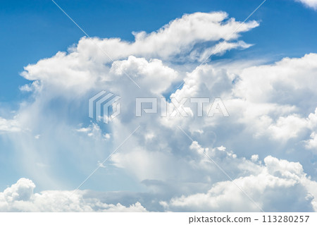 夏天的藍天白雲 113280257
