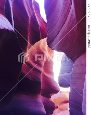 Antelope Canyon 113280937