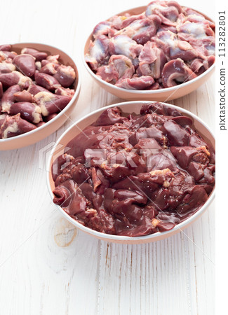 Raw chicken giblets raw poultry meat set 113282801