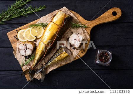 Golden smoked fish ( mackerel ) and ingredient 113283526