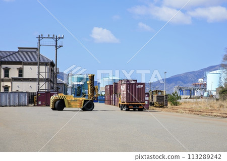 敦賀市敦賀港鐵路站(舊敦賀港站) 敦賀市敦賀港鐵路站(舊敦賀港站) 113289242
