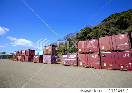 Tsuruga City, Tsuruga Port Off-Rail Station (formerly Tsuruga Port Station) 113289243