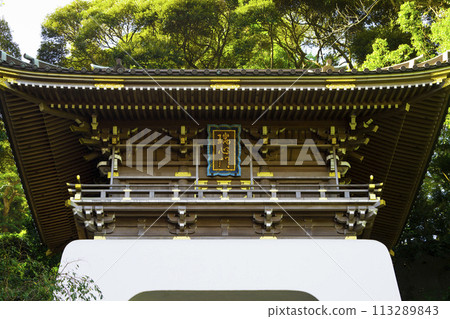 Zuishinmon Gate of Enoshima Shrine in Shonan 113289843