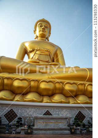 Beautiful golden Buddha at Wat Paknam in Bangkok Beautiful golden Buddha at Wat Paknam in Bangkok 113298330