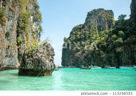 從普吉島可以欣賞到皮皮島的壯麗景色 113298581